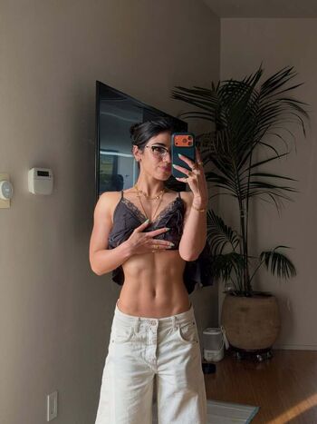 Leaked Sara saffari private photo viral onlyfans