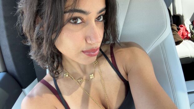 Leaked Sara saffari page private photo viral onlyfans