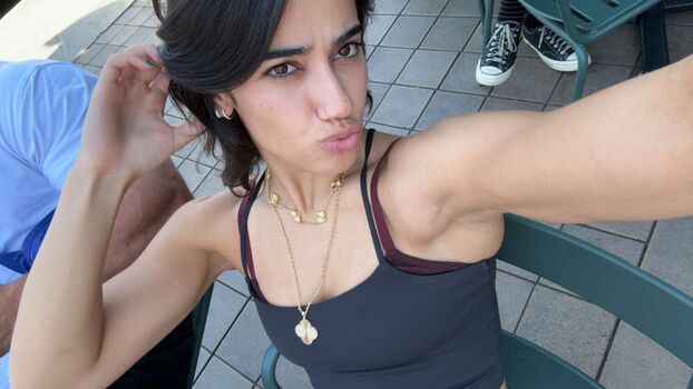 Leaked Sara saffari page private photo viral onlyfans