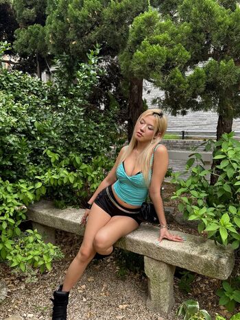 Leaked Sarachaee private photo viral onlyfans