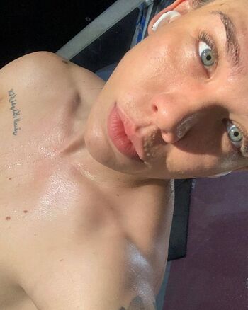 Leaked Saradas e cavalas private photo viral onlyfans