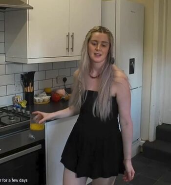 Leaked Sarah bridgewater private photo viral onlyfans
