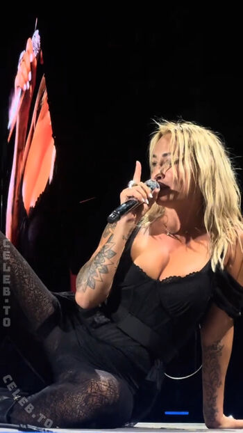 Leaked Sarah connor private photo viral onlyfans