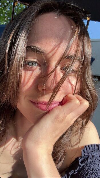 Leaked Sarah desjardins private photo viral onlyfans