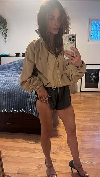 Leaked Sarah shahi page private photo viral onlyfans