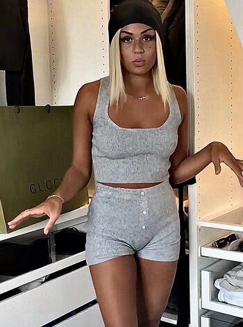 Leaked Sarah wahala private photo viral onlyfans