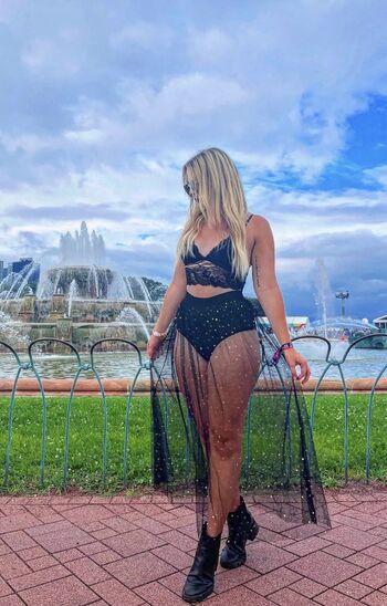 Leaked Sarahd private photo viral onlyfans