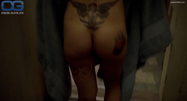 sarahShahi