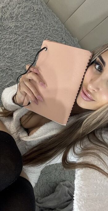 Leaked Saramz private photo viral onlyfans