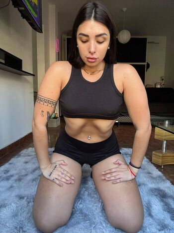 Leaked Sarayvegas private photo viral onlyfans
