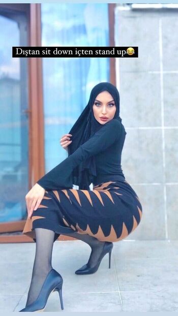 Leaked Sariikubraa  page private photo viral onlyfans