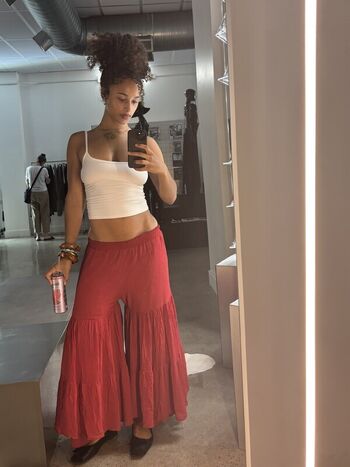 Leaked Sarina private photo viral onlyfans