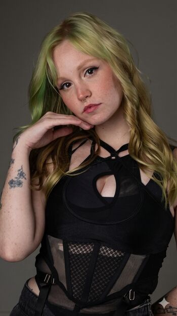 Leaked Sylvie meis / private photo viral onlyfans