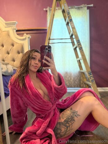 Leaked Sassysloth private photo viral onlyfans