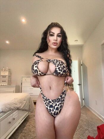 Savala Tee