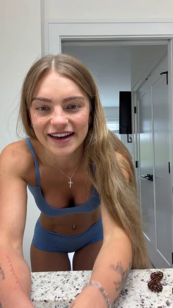 Savanah Nickole