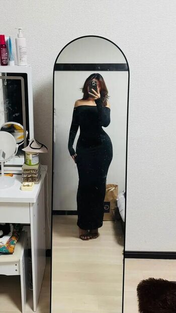 Leaked Saw htar hnin private photo viral onlyfans