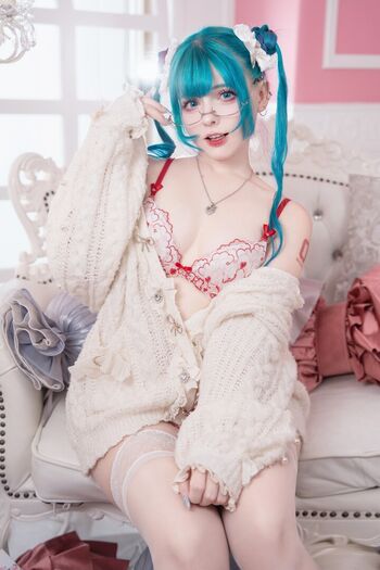 Saya Scarlet