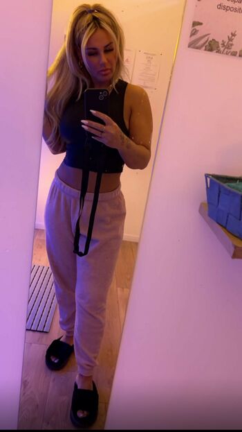 Leaked Sbby astride private photo viral onlyfans