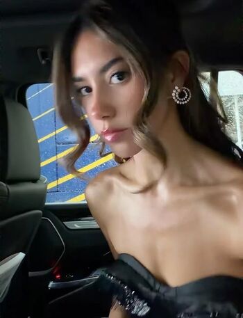 Scarlet Estevez