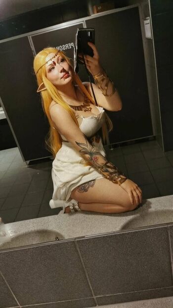 Leaked Scarlett sirene page private photo viral onlyfans
