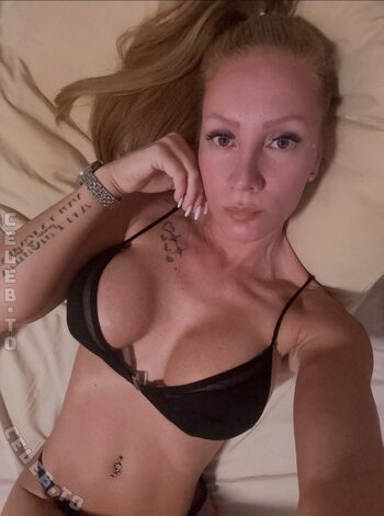 Scarlett Sore