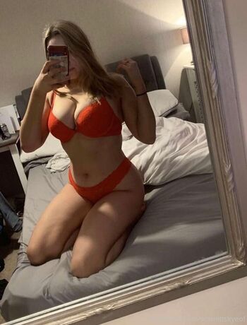 scarlettskyeof
