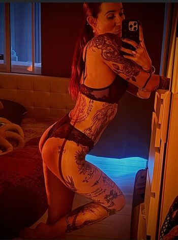 Scarlyy2