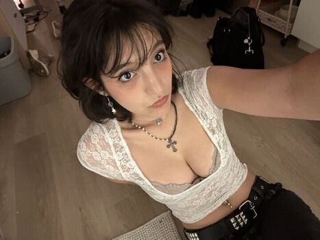 Leaked Scenehert private photo viral onlyfans