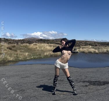 Leaked Schizobimb page private photo viral onlyfans