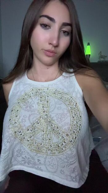 Leaked Schylar vixen page private photo viral onlyfans