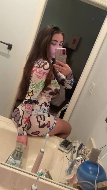 Leaked Schylar vixen private photo viral onlyfans