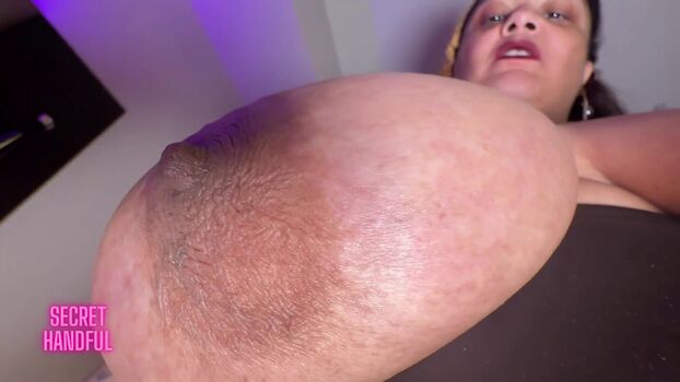 Leaked Secrethandful private photo viral onlyfans