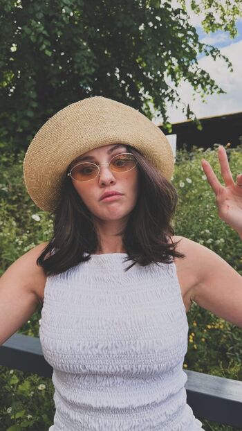 Leaked Selena gomez  page private photo viral onlyfans