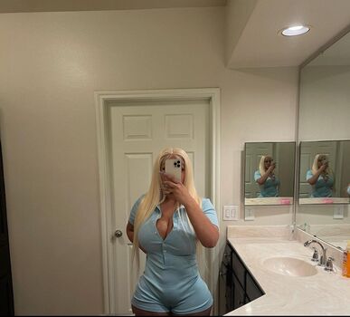 Leaked Selenealeche private photo viral onlyfans