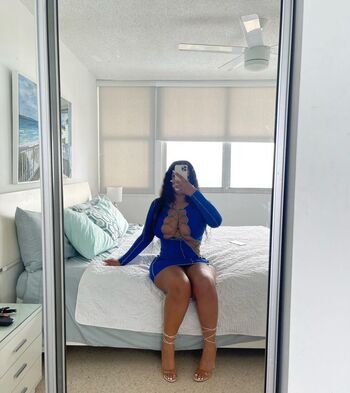 Leaked Selenealeche private photo viral onlyfans