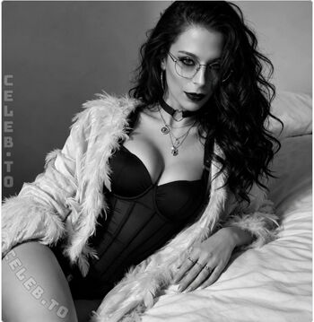 Leaked Senta kristall private photo viral onlyfans