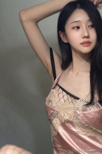 Leaked Babie tripp/ private photo viral onlyfans