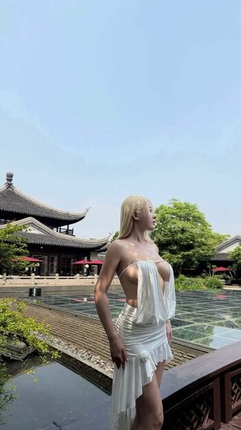 Leaked Seon h e private photo viral onlyfans