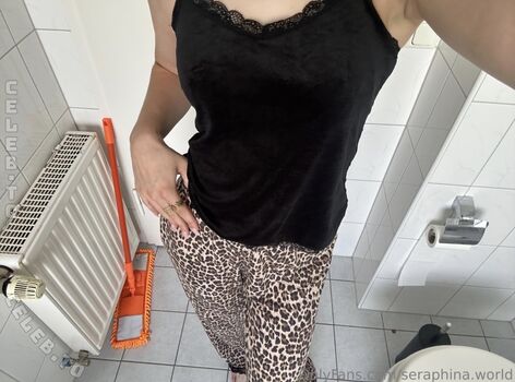 Leaked Seraphina world private photo viral onlyfans
