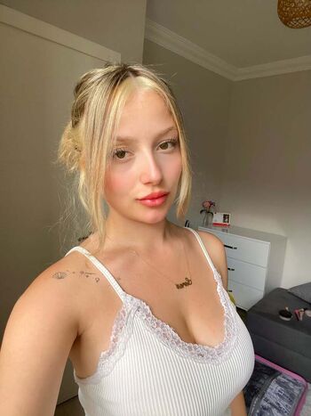Leaked Seren dumlu private photo viral onlyfans