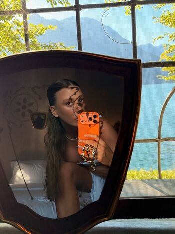 Serenay Sarıkaya