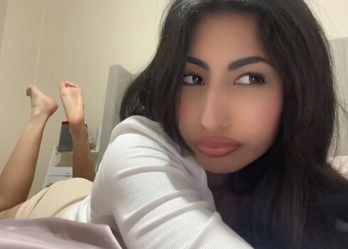 Leaked Servesyra private photo viral onlyfans