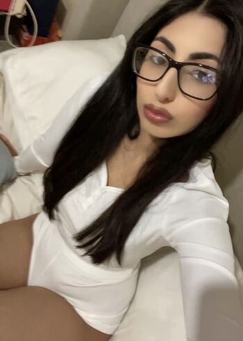 Leaked Servesyra private photo viral onlyfans