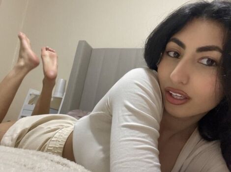 Leaked Servesyra private photo viral onlyfans
