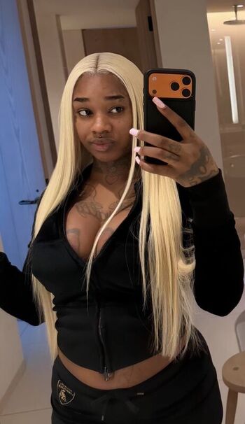 Leaked Sexxy red private photo viral onlyfans
