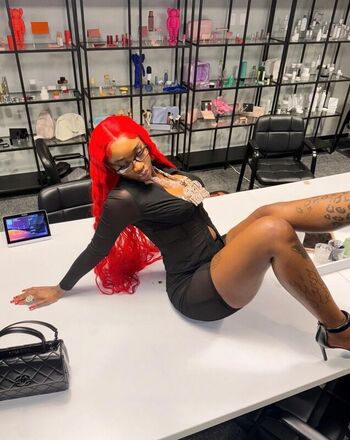 Sexxy Red