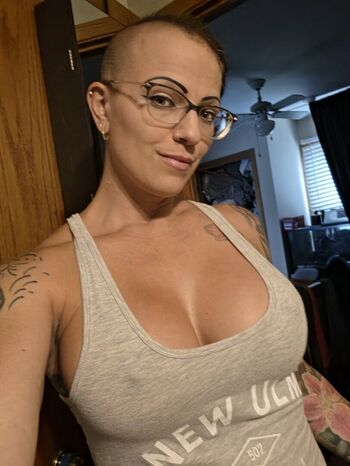 Sexy Workout Babe