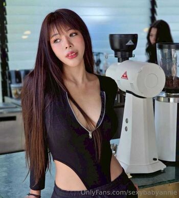 sexybabyannie