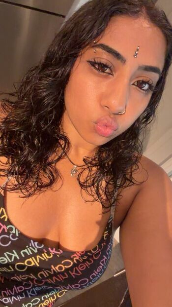 Leaked Sexybaefrr private photo viral onlyfans